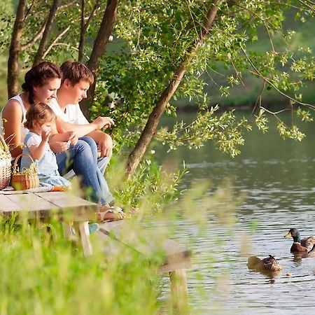 Villa Am See - Naehe Berlin Biesenthal 外观 照片